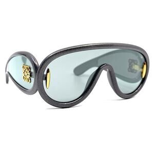 New, LOEWE Sunglasses LW40108I 05X Authentic